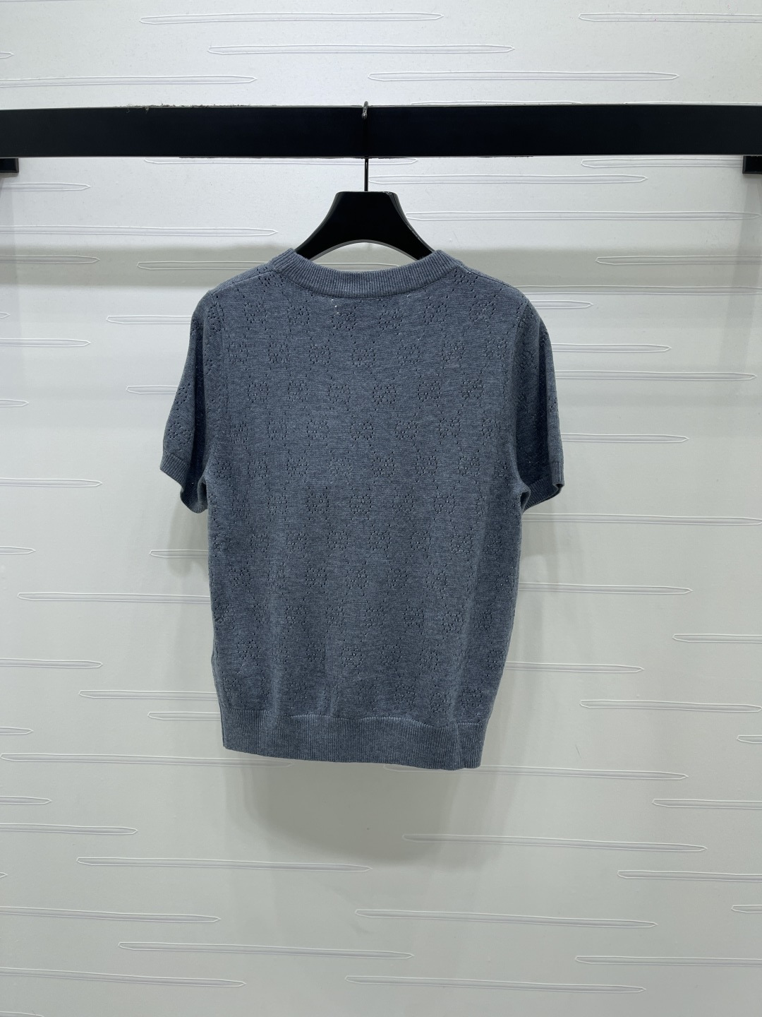 Women's short sleeves